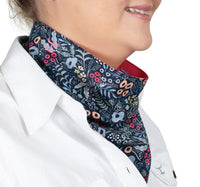 JUST COUNTRY
Women's Carlee Double Sided Scarf Navy Meadow Flowers/Hot Pink
SCF2513