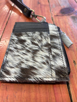 Wristlet credit card wallet
