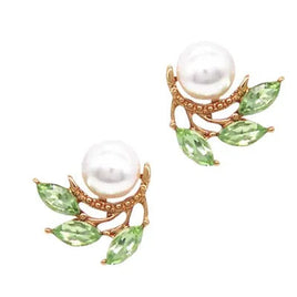 Pearl leaf stud
