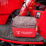 JUST COUNTRY
Barn Lunchbox
B471 RED