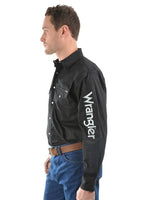 Men’s Wrangler rodeo drill shirt