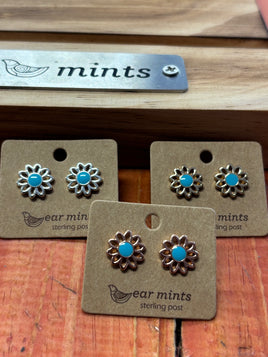 Ear mint earrings flowers