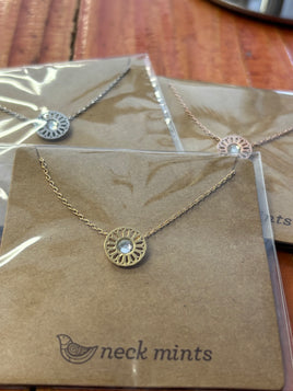Neck mints necklace Dimond circle