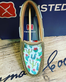 Women’s Cactus flower moc